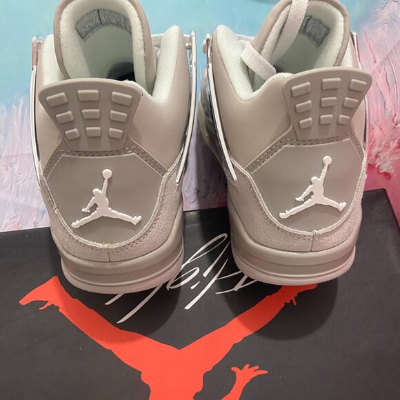 Men's Jordan Retro 4 Frozen Moments sneakers - Picture 8 of 9